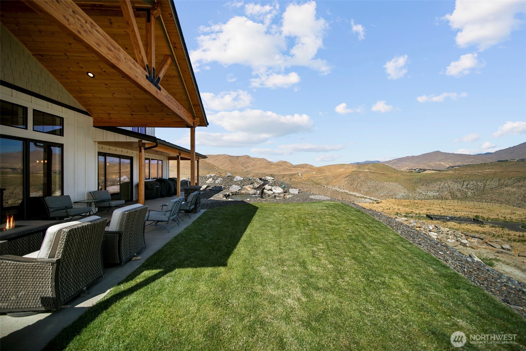 2002 North Road Wenatchee, WA 98801 - Photo 37 of 40 a view of a terrace with couches and sky view