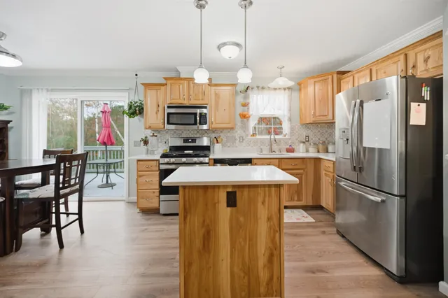 $419,900 | 12 Tarah Way, Fremont, NH 03044