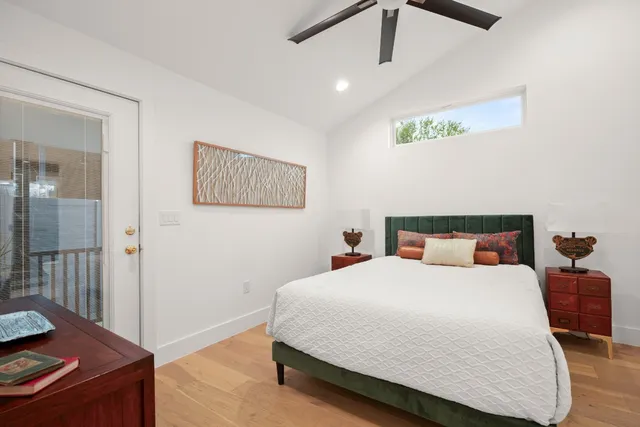 $700,000 | 2416 East 10th Street, Austin, TX 78702