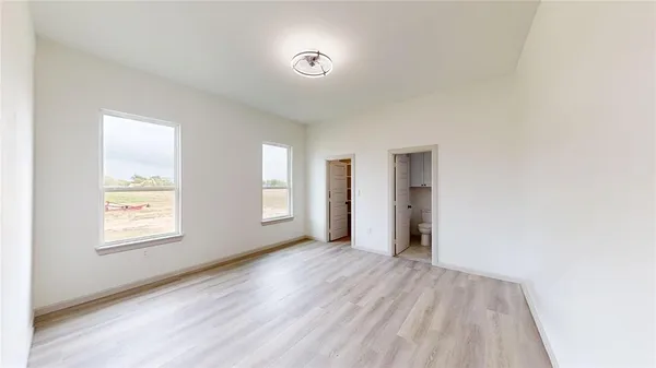 $498,999 | 235 Private Rd Point, Unit 5440, Point, TX 75472