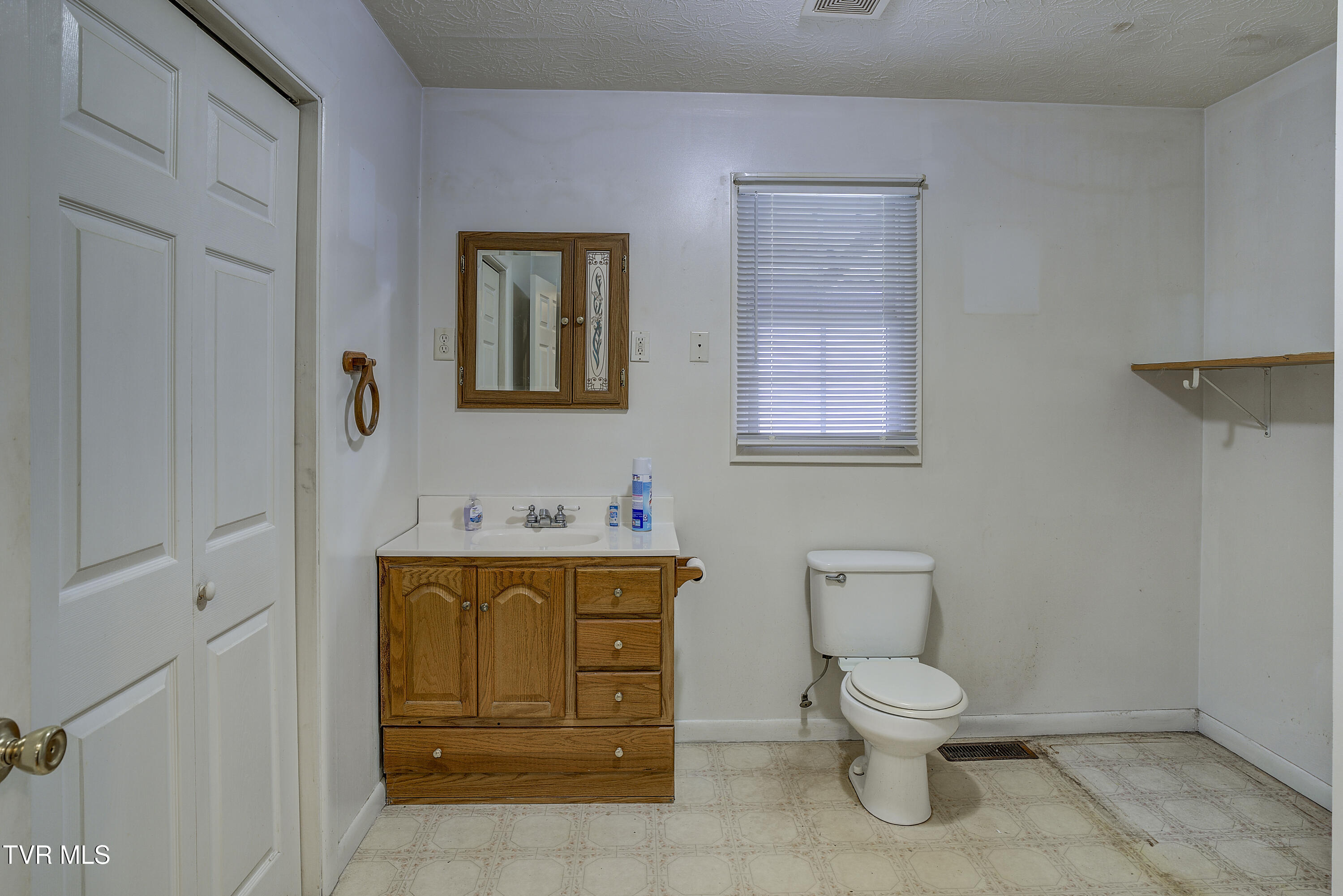 1820 Frank Roberts Road Afton, TN 37616 - Photo 15 of 63 FrankRoberts-43