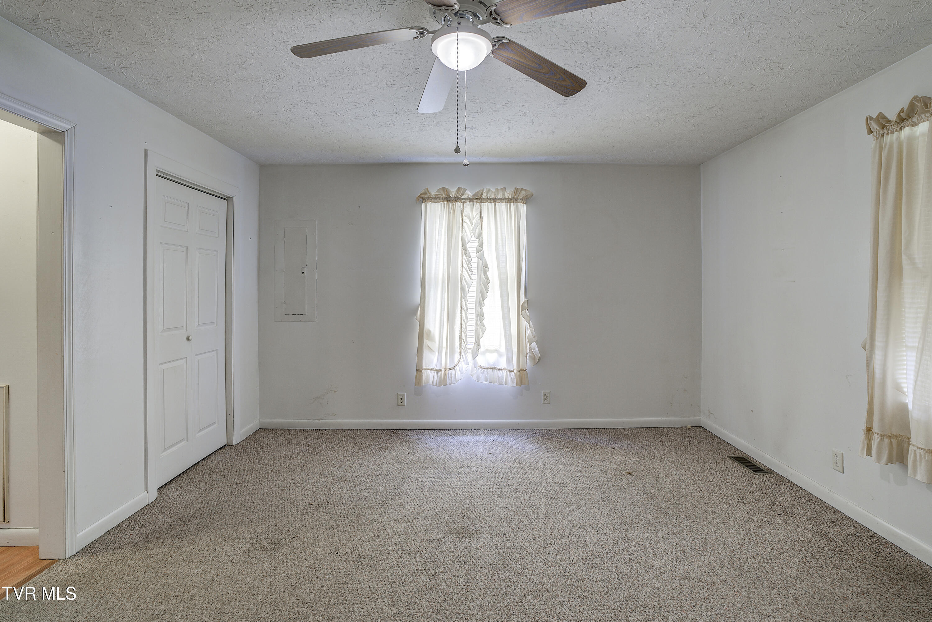 1820 Frank Roberts Road Afton, TN 37616 - Photo 18 of 63 FrankRoberts-46