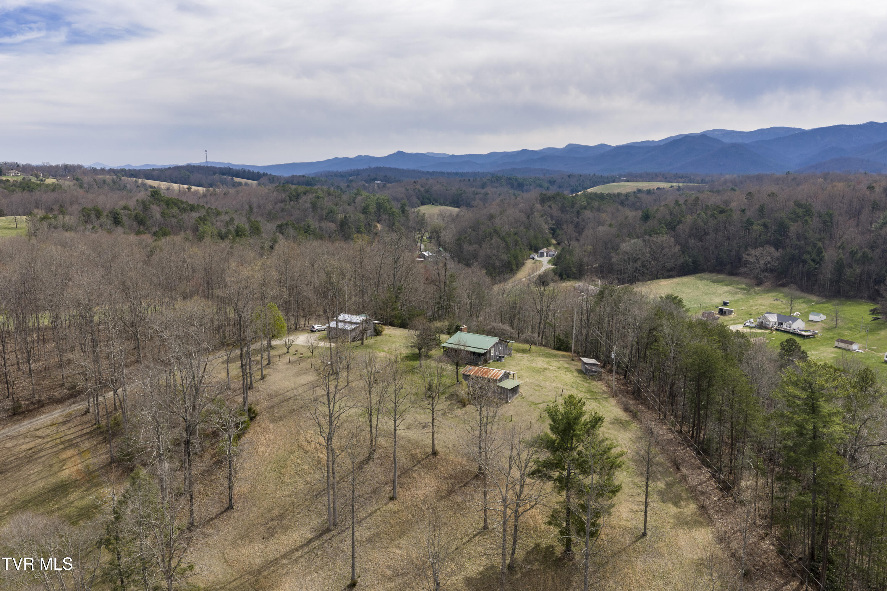 1820 Frank Roberts Road Afton, TN 37616 - Photo 50 of 63 Frank-Aerials-4