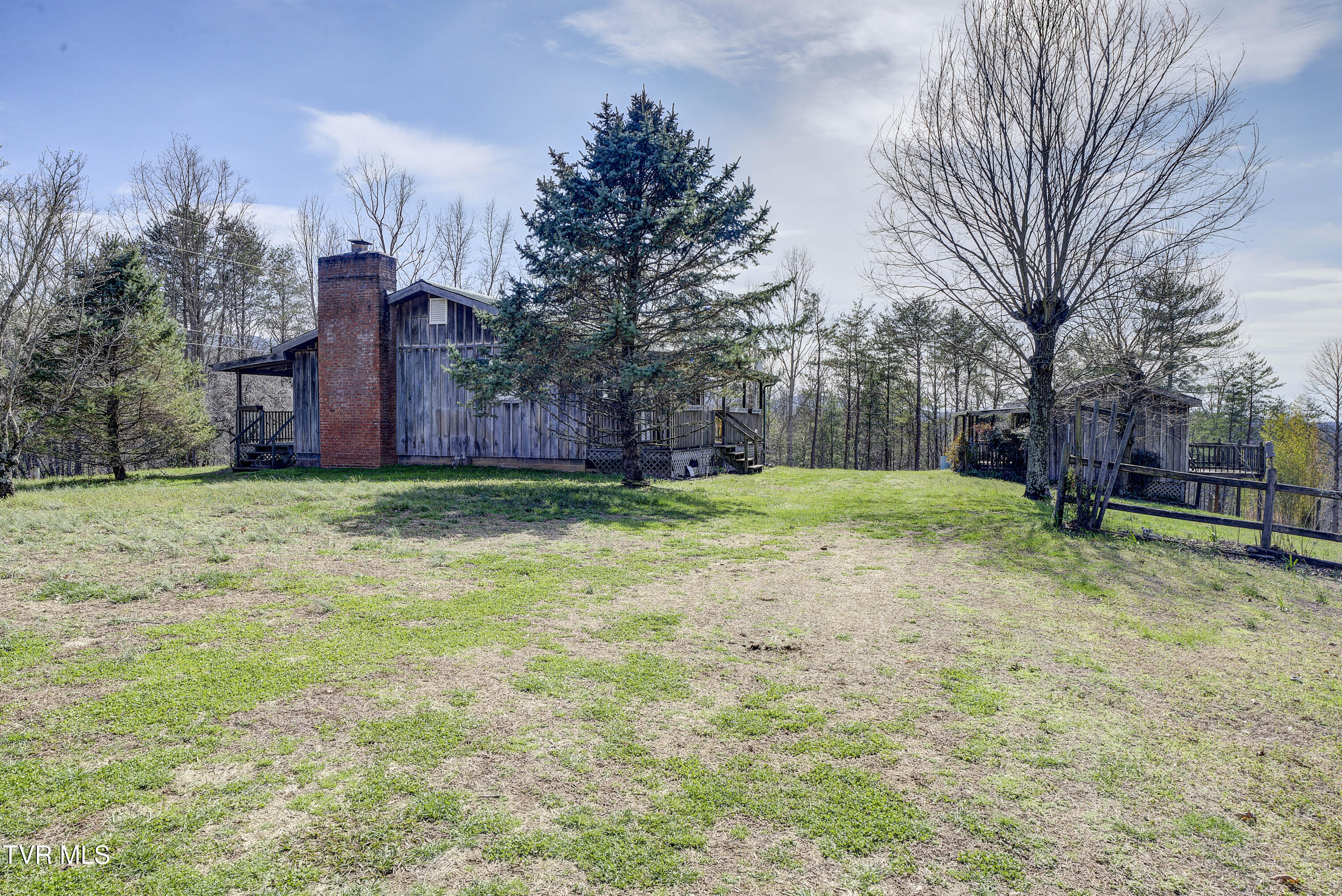 1820 Frank Roberts Road Afton, TN 37616 - Photo 6 of 63 FrankRoberts-1