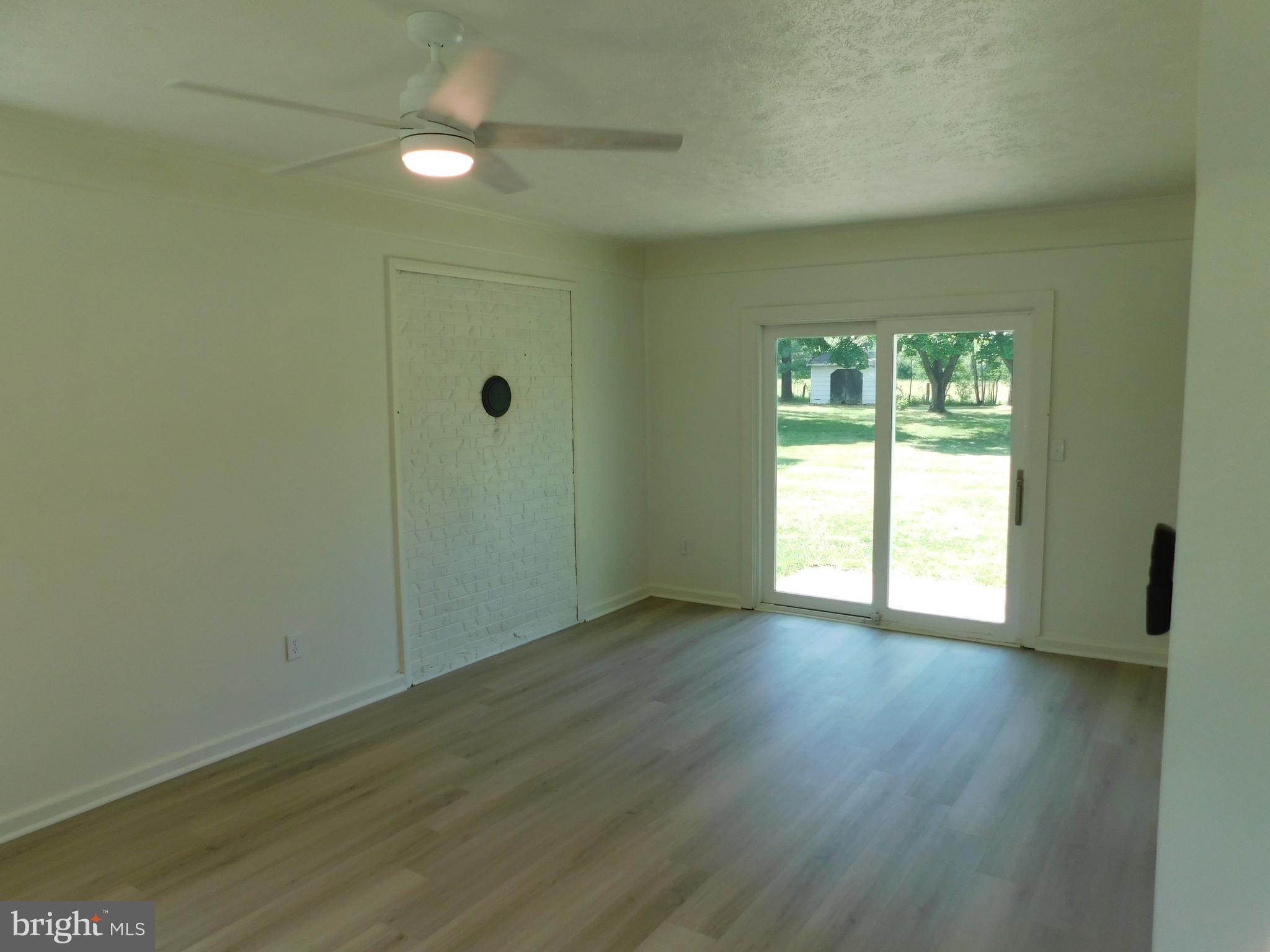 1225 Kimble Road Berryville, VA 22611 - Photo 10 of 27 Family Room
