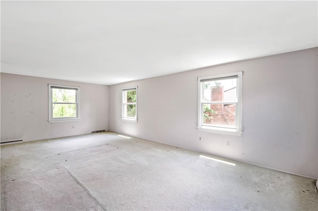 1308 Rolling Meadow Road Pittsburgh, PA 15241 - Photo 6 of 25 Gallery Image 6
