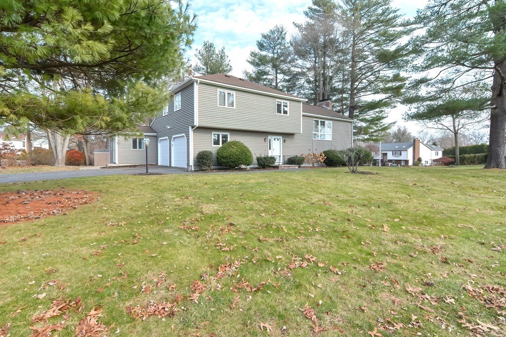 110 Bramblebush Road Stoughton, MA 02072 - Photo 1 of 29 Gallery Image 1