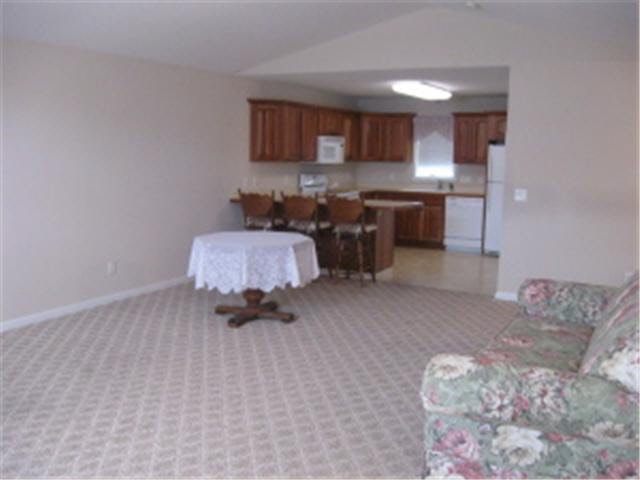 614 Giles Place Albert Lea, MN 56007 - Photo 4 of 17