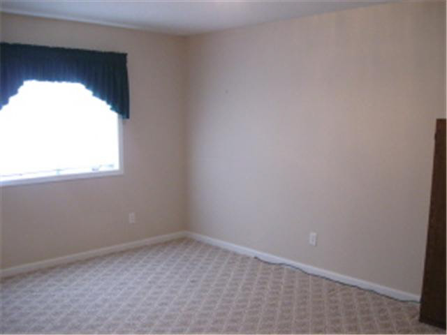 614 Giles Place Albert Lea, MN 56007 - Photo 10 of 17