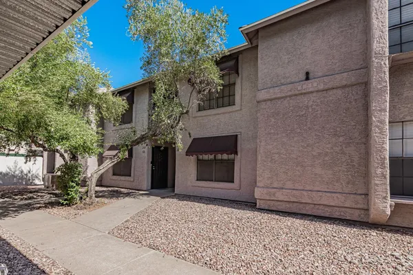 $1,350 | 1077 West 1st Street, Unit 203, Tempe, AZ 85281