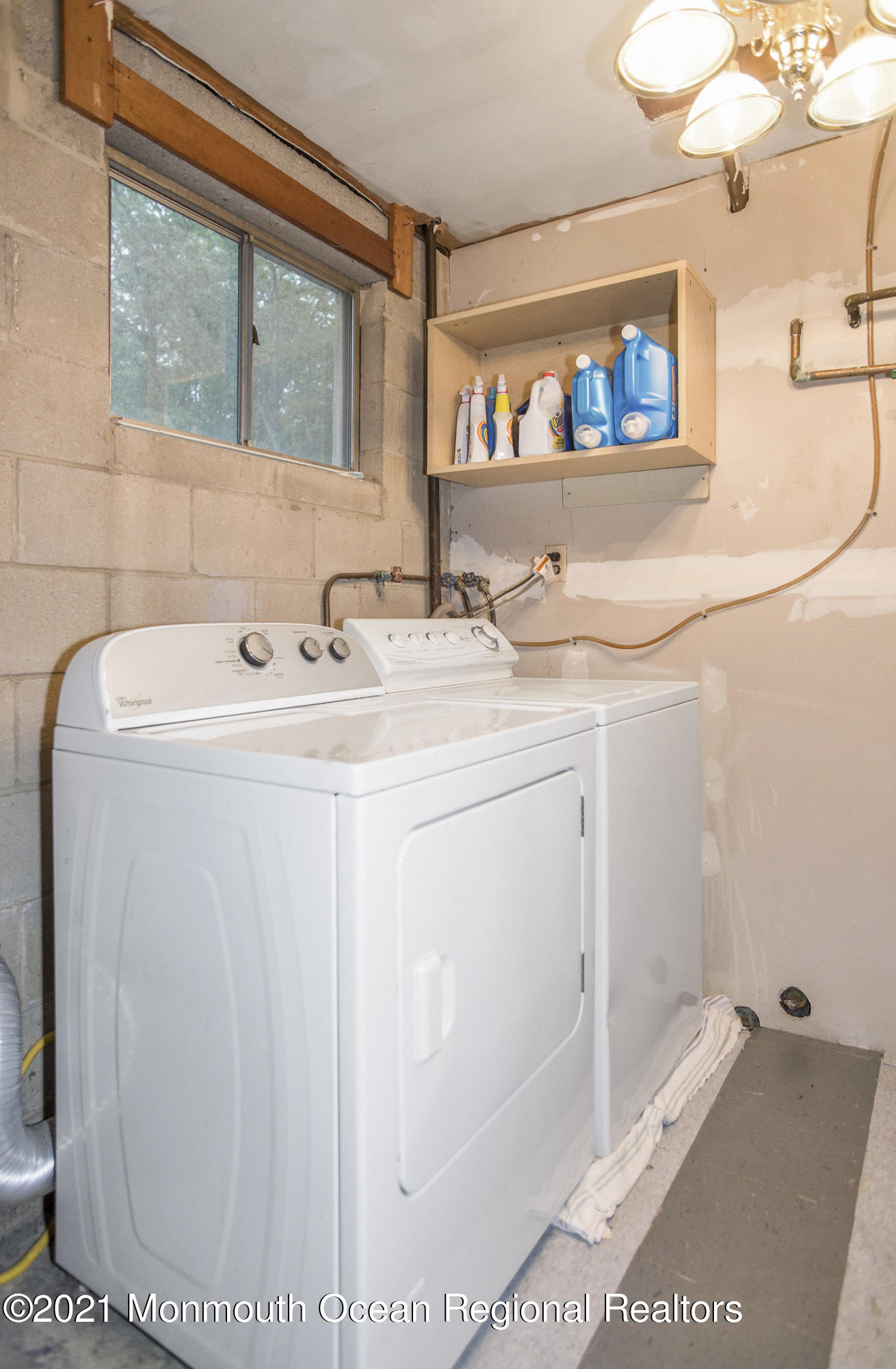 983 Toms River Road Jackson, NJ 08527 - Photo 17 of 23 Laundry Room
