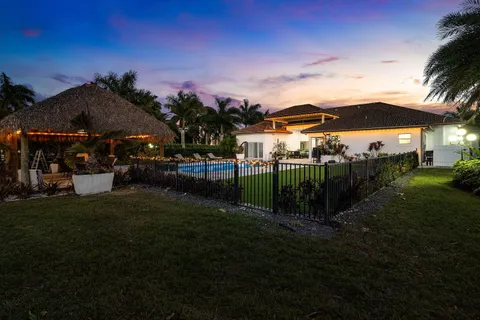 $3,250,000 | 6635 East Calumet Circle, Lake Worth, FL 33467