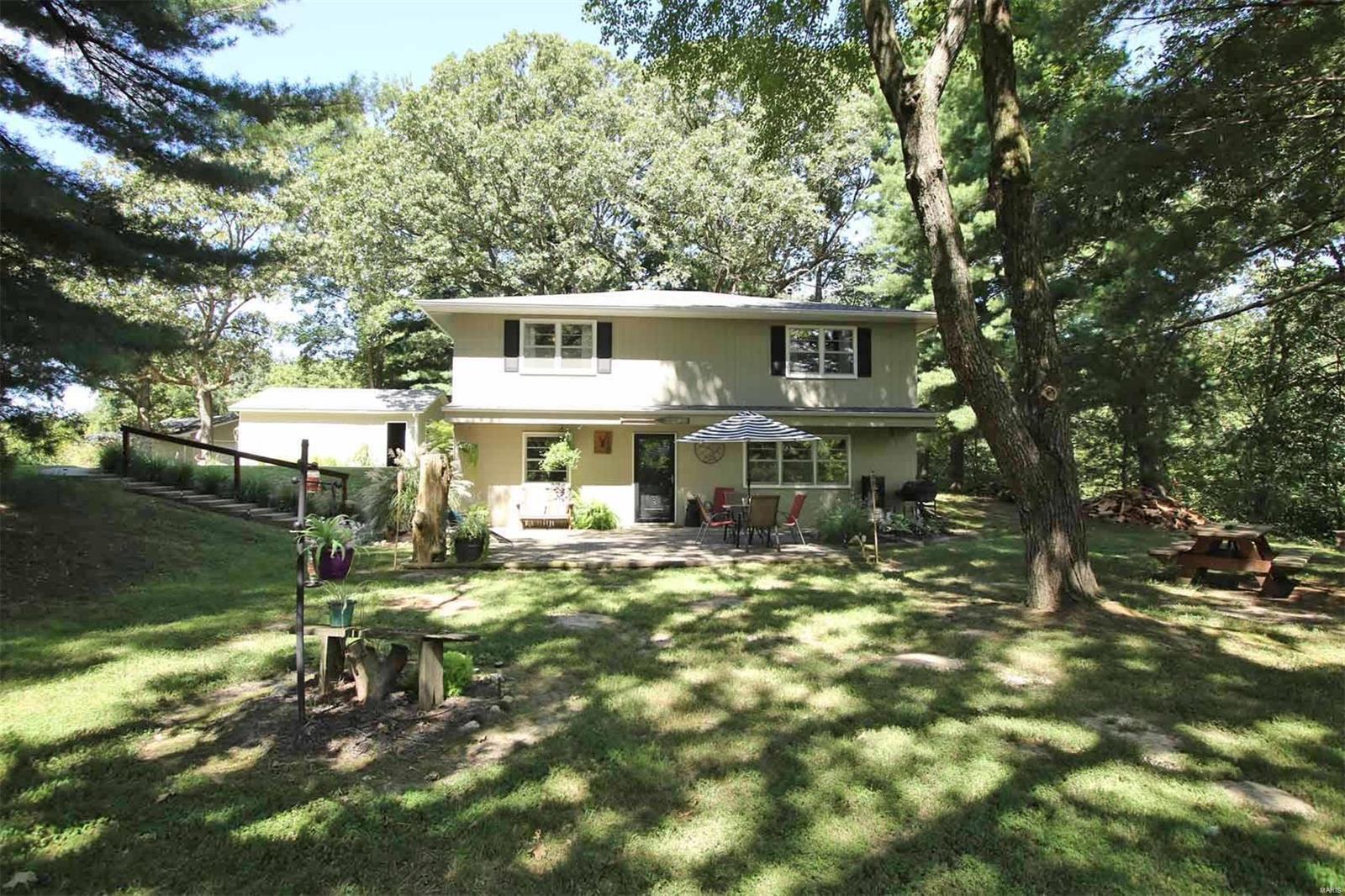 8559 Possum Hill Road Worden, IL 62097 - Photo 1 of 48