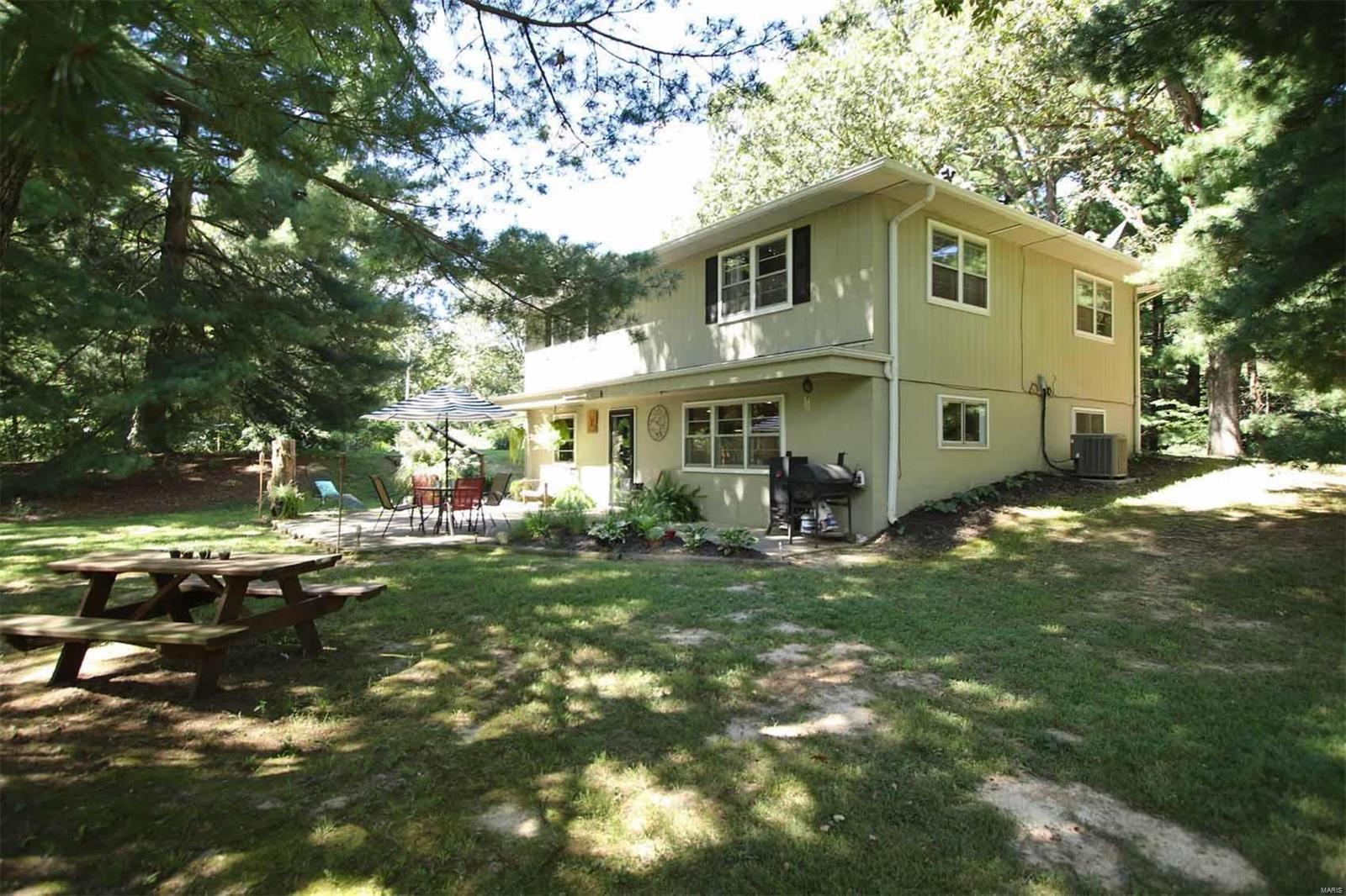 8559 Possum Hill Road Worden, IL 62097 - Photo 11 of 48