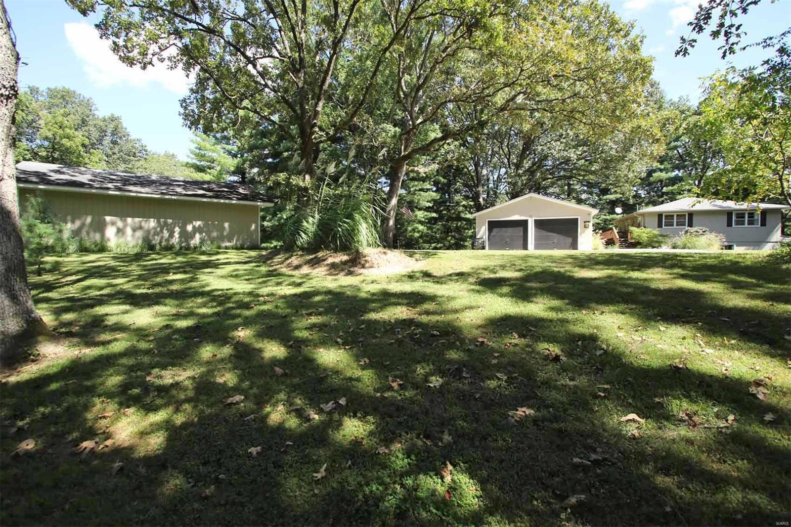 8559 Possum Hill Road Worden, IL 62097 - Photo 22 of 48