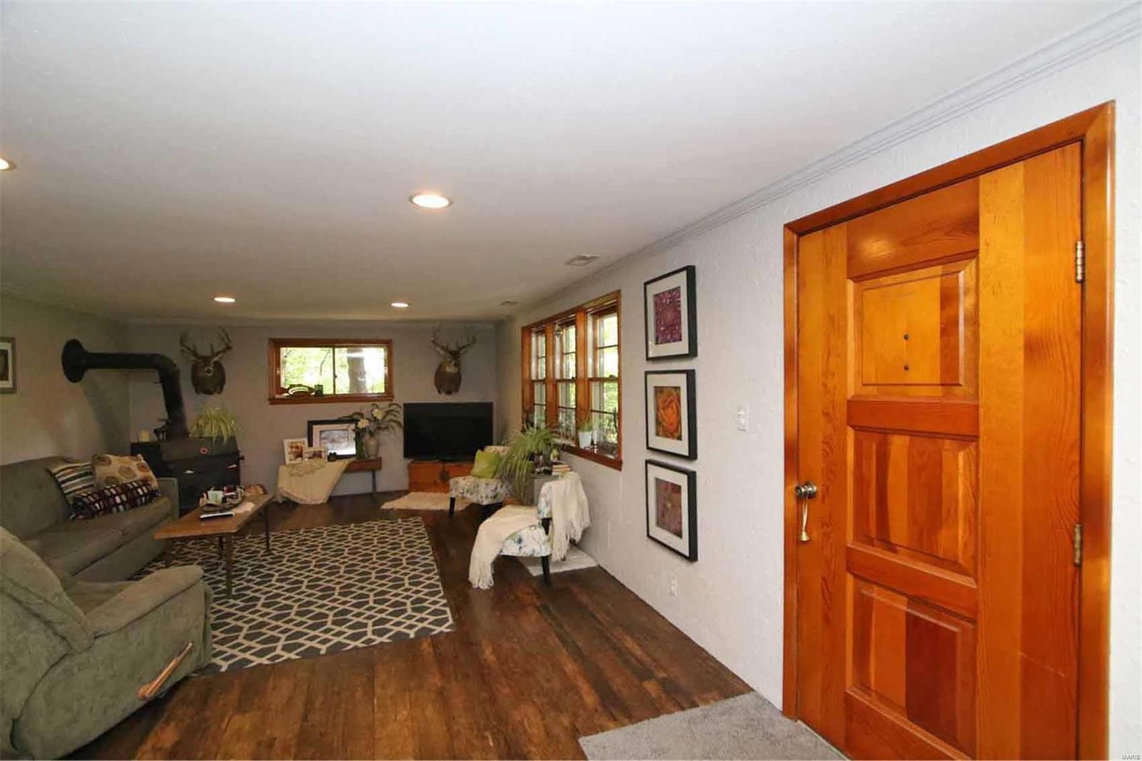 8559 Possum Hill Road Worden, IL 62097 - Photo 24 of 48