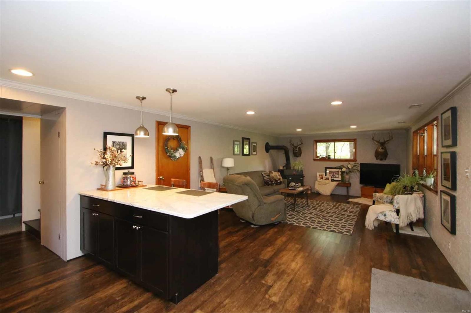 8559 Possum Hill Road Worden, IL 62097 - Photo 29 of 48