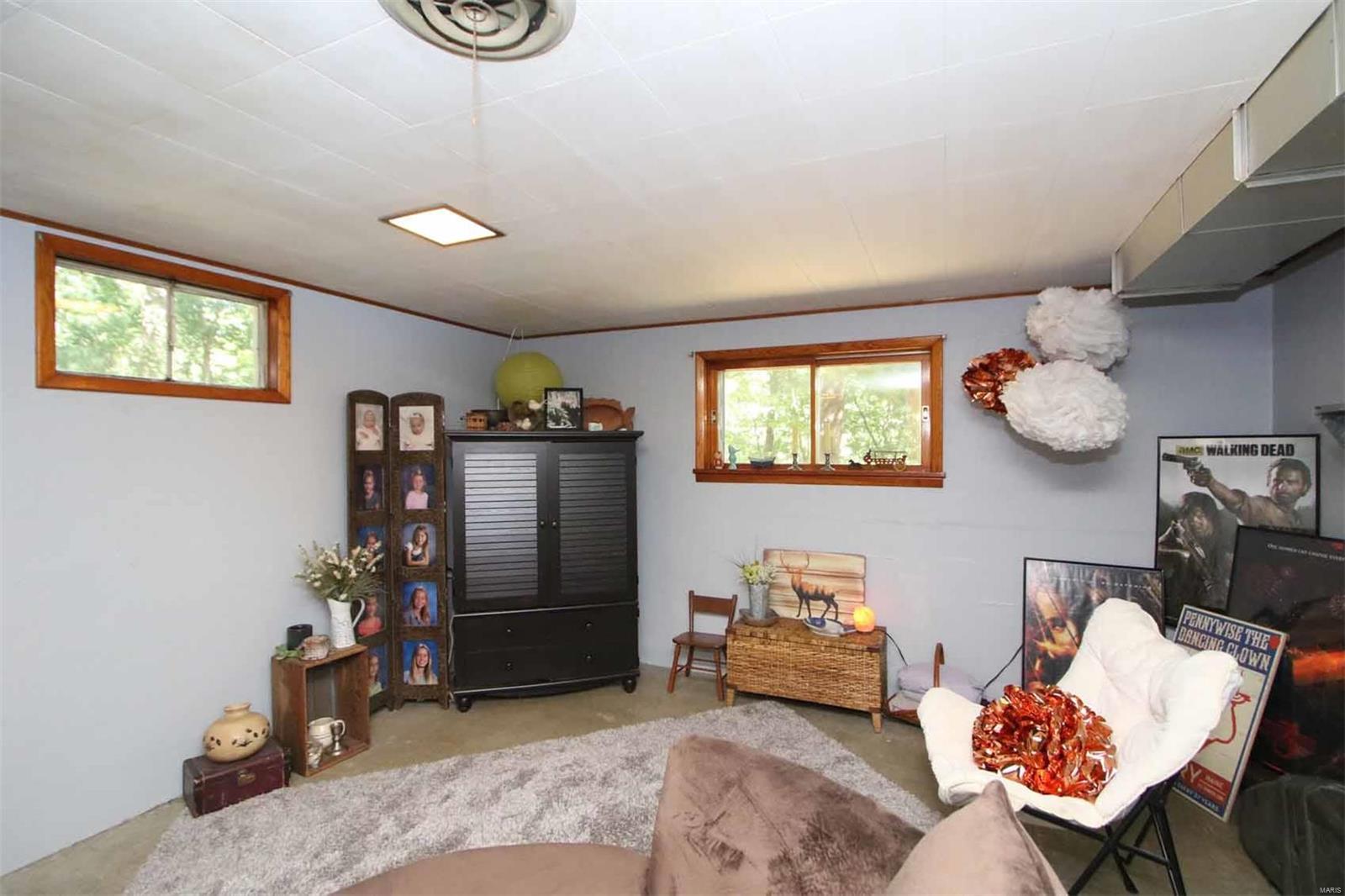 8559 Possum Hill Road Worden, IL 62097 - Photo 34 of 48