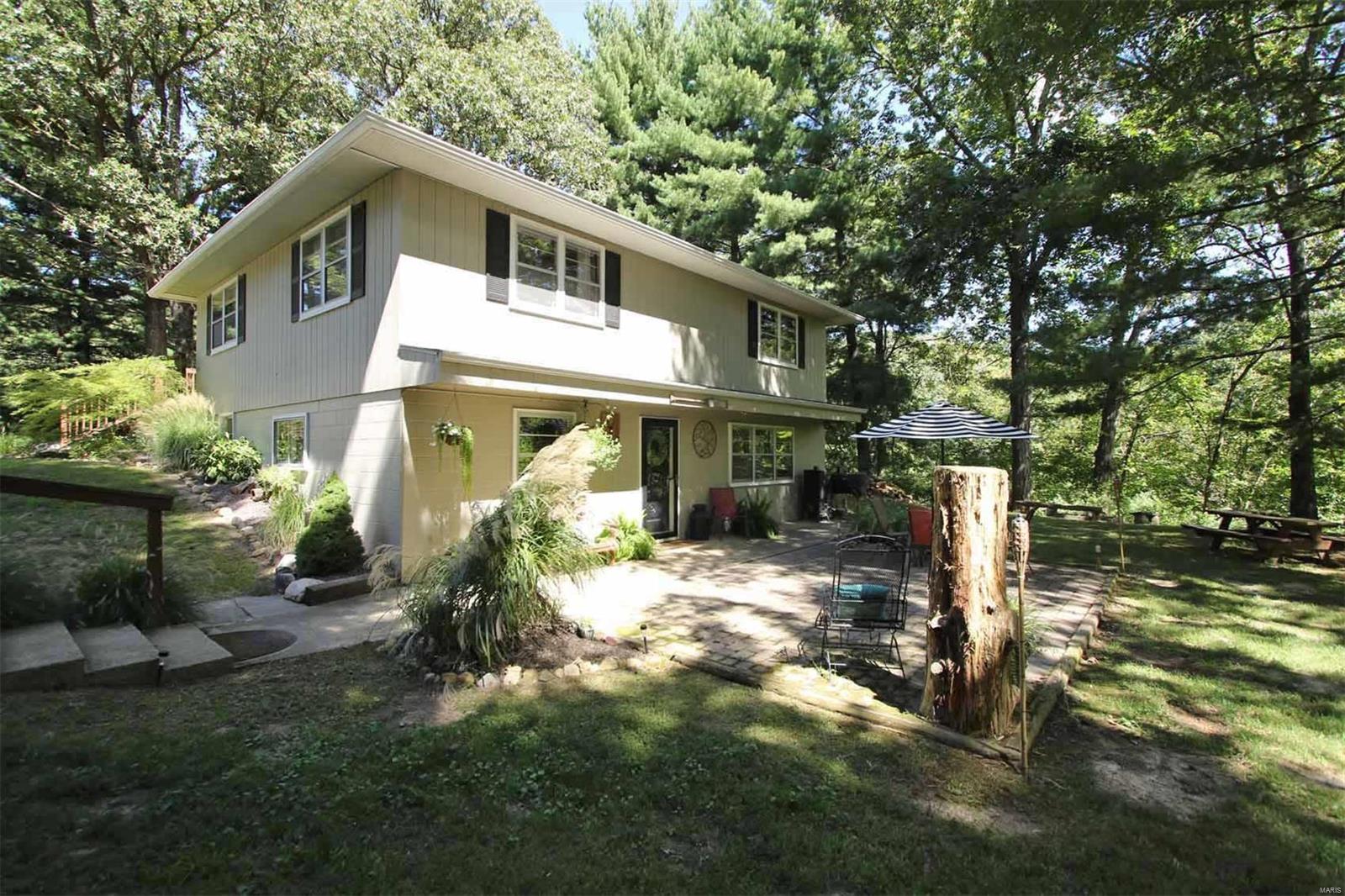 8559 Possum Hill Road Worden, IL 62097 - Photo 6 of 48