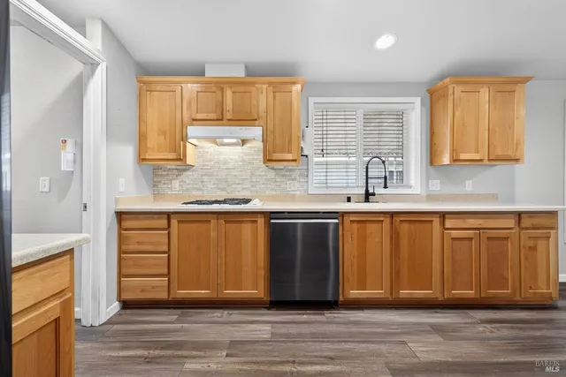 $355,000 | 24 Leisure Park Circle, Santa Rosa, CA 95401