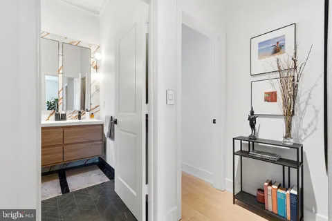 $699,900 | 1328 Maryland Avenue Northeast, Unit 2, Washington, DC 20002