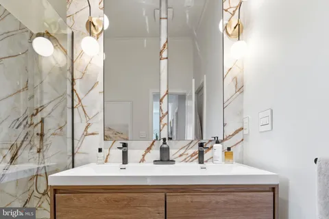 $699,900 | 1328 Maryland Avenue Northeast, Unit 2, Washington, DC 20002