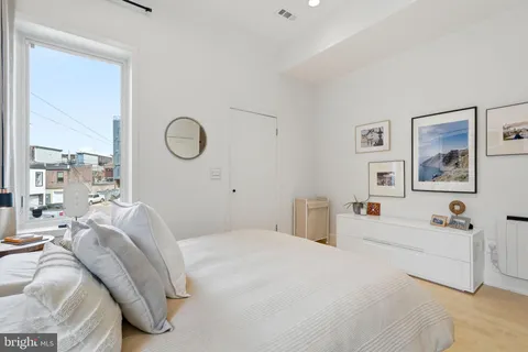 $699,900 | 1328 Maryland Avenue Northeast, Unit 2, Washington, DC 20002