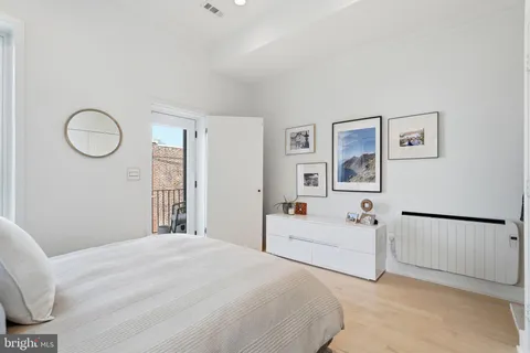 $699,900 | 1328 Maryland Avenue Northeast, Unit 2, Washington, DC 20002