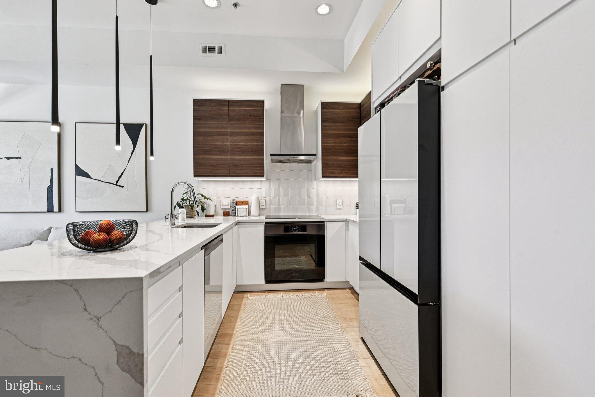 1328 Maryland Avenue Northeast, Unit 2 Washington, DC 20002 - Photo 6 of 37
