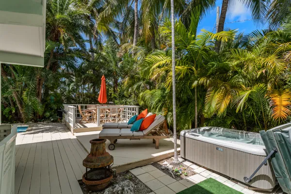 $1,749,000 | 79 Jean La Fitte Drive, Key Largo, FL 33037