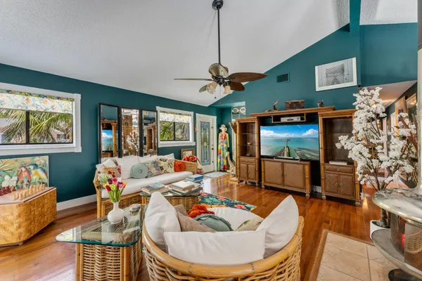 $1,749,000 | 79 Jean La Fitte Drive, Key Largo, FL 33037