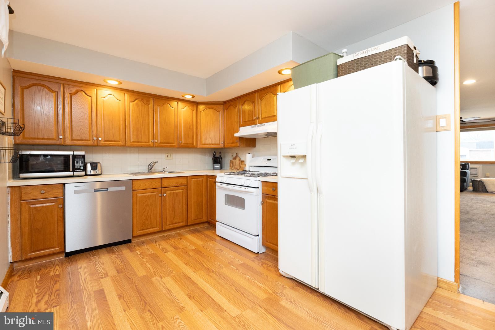 3849 Fairdale Road Philadelphia, PA 19154 - Photo 15 of 46 Gallery Image 15