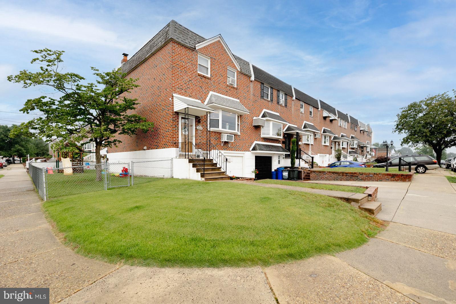 3849 Fairdale Road Philadelphia, PA 19154 - Photo 2 of 46 Gallery Image 2
