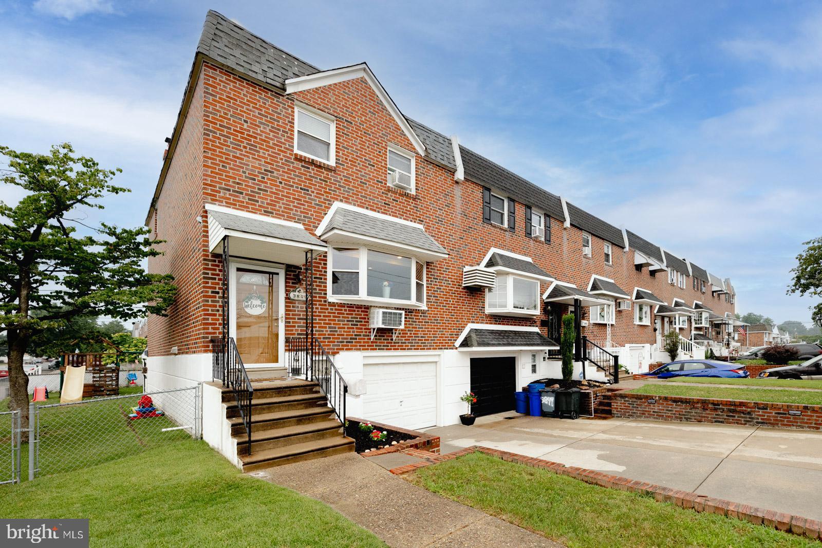 3849 Fairdale Road Philadelphia, PA 19154 - Photo 4 of 46 Gallery Image 4