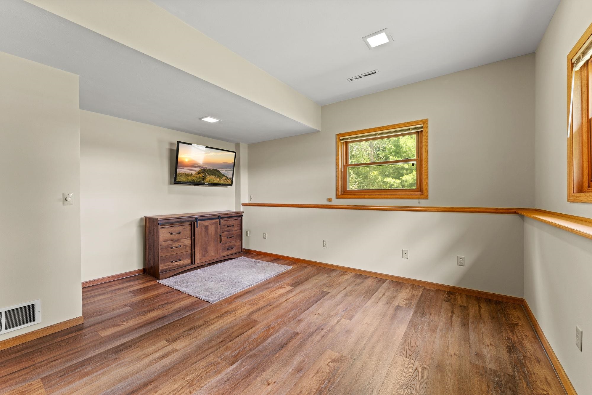 S6041 Oak Court Baraboo, WI 53913 - Photo 33 of 69