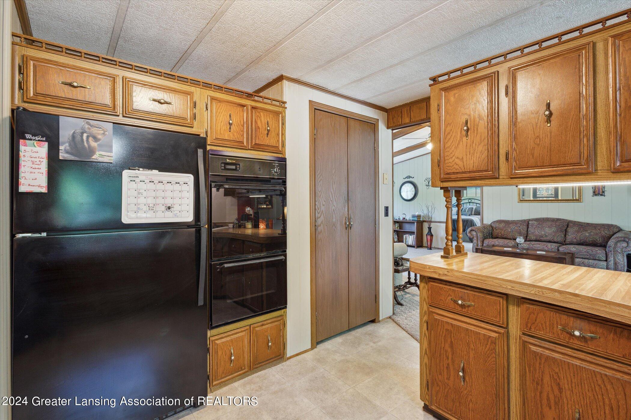 2787 Narrow Lake Road Charlotte, MI 48813 - Photo 22 of 44 22-2787-Narrow-Lake-Rd-Charlotte-MI-4881