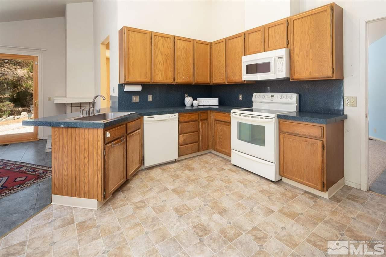 2205 Saddle Ridge Court Reno, NV 89509 - Photo 9 of 28 Photo 9