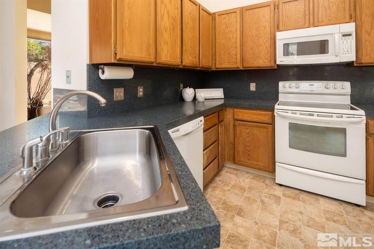 2205 Saddle Ridge Court Reno, NV 89509 - Photo 10 of 28 Photo 10