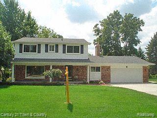 2019 Chalet Drive Rochester, MI 48309 - Photo 1 of 1 Gorgeous 4bdrm Colonial