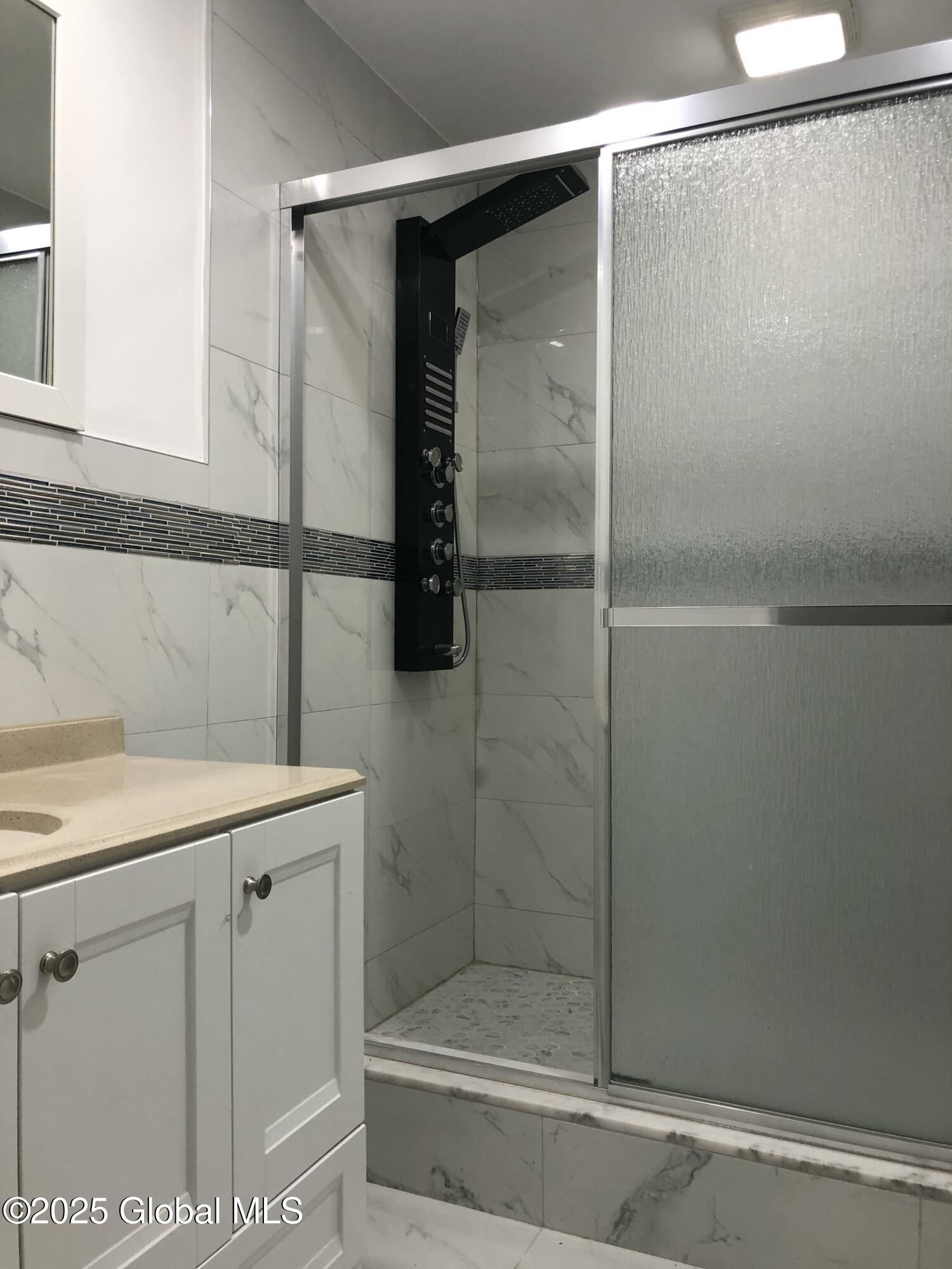 2441 Avenue A Schenectady, NY 12308 - Photo 17 of 25 IMG_6548