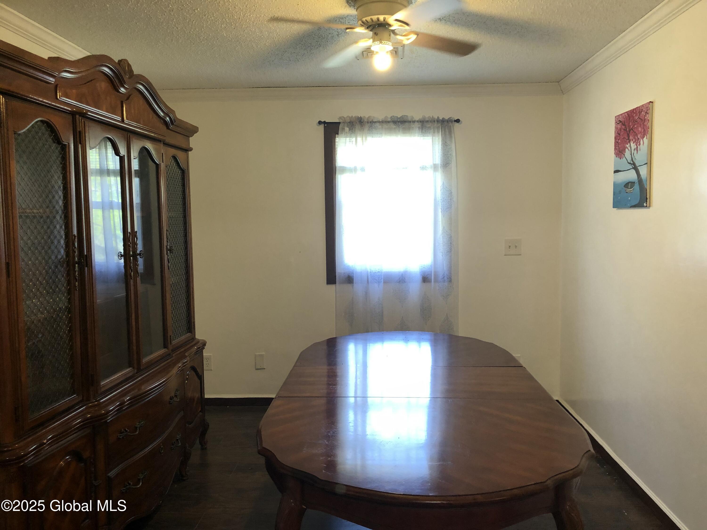 2441 Avenue A Schenectady, NY 12308 - Photo 9 of 25 IMG_6544