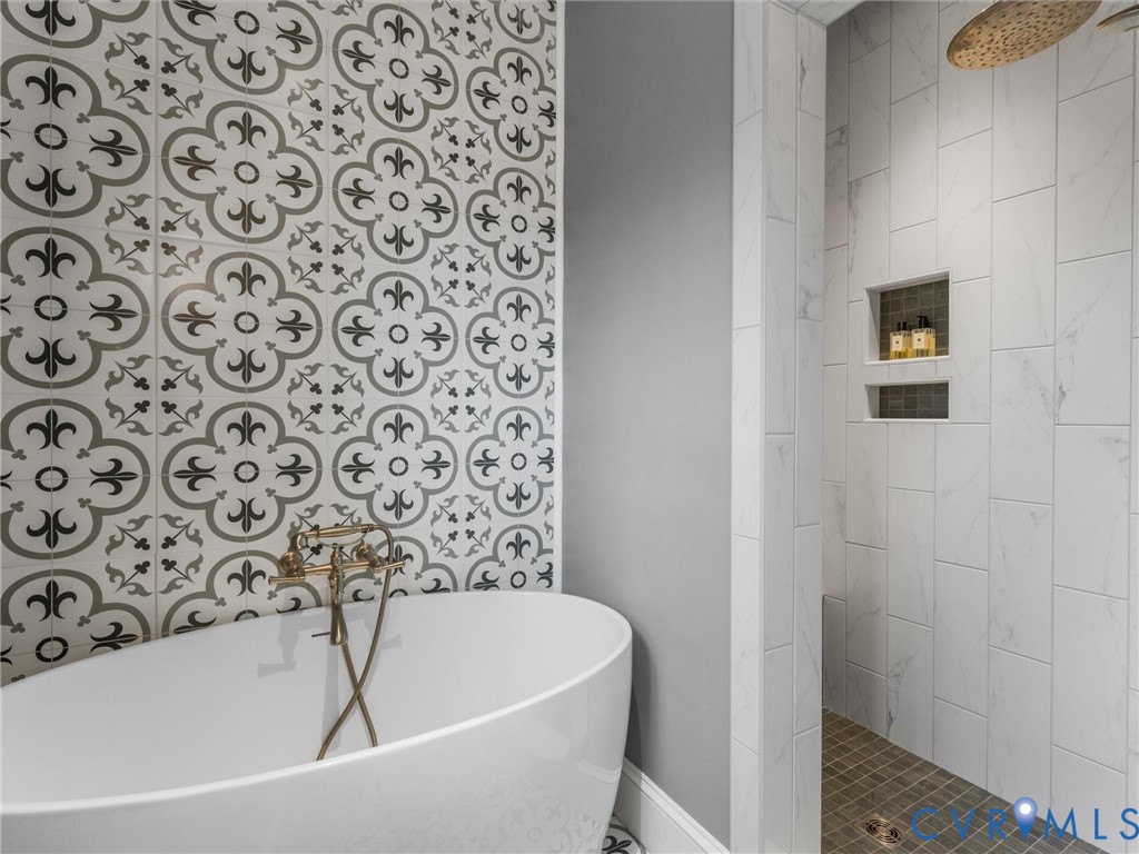 12522 Stagfield Road Ashland, VA 23005 - Photo 36 of 72 Luxury bath retreat with designer finishes. This s