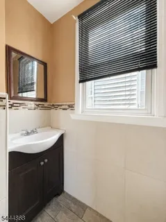 $700,000 | 217 North 15th Street, East Orange, NJ 07017
