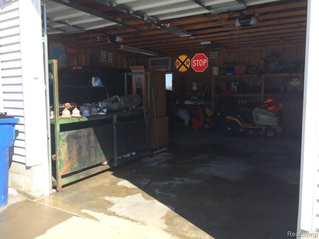 1040 North Gregory Road Fowlerville, MI 48836 - Photo 20 of 31 52 Gregory 1040.jpg
