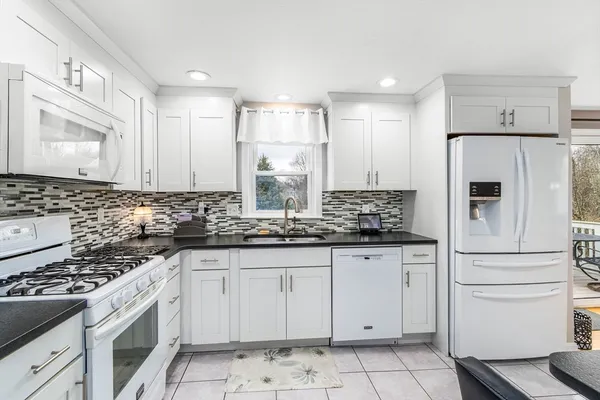 $540,000 | 57 Stafford Street, Unit F, Plymouth, MA 02360