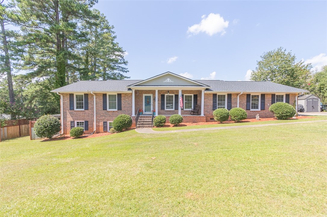 103 Henry Drive Anderson, SC 29621 - Photo 1 of 35