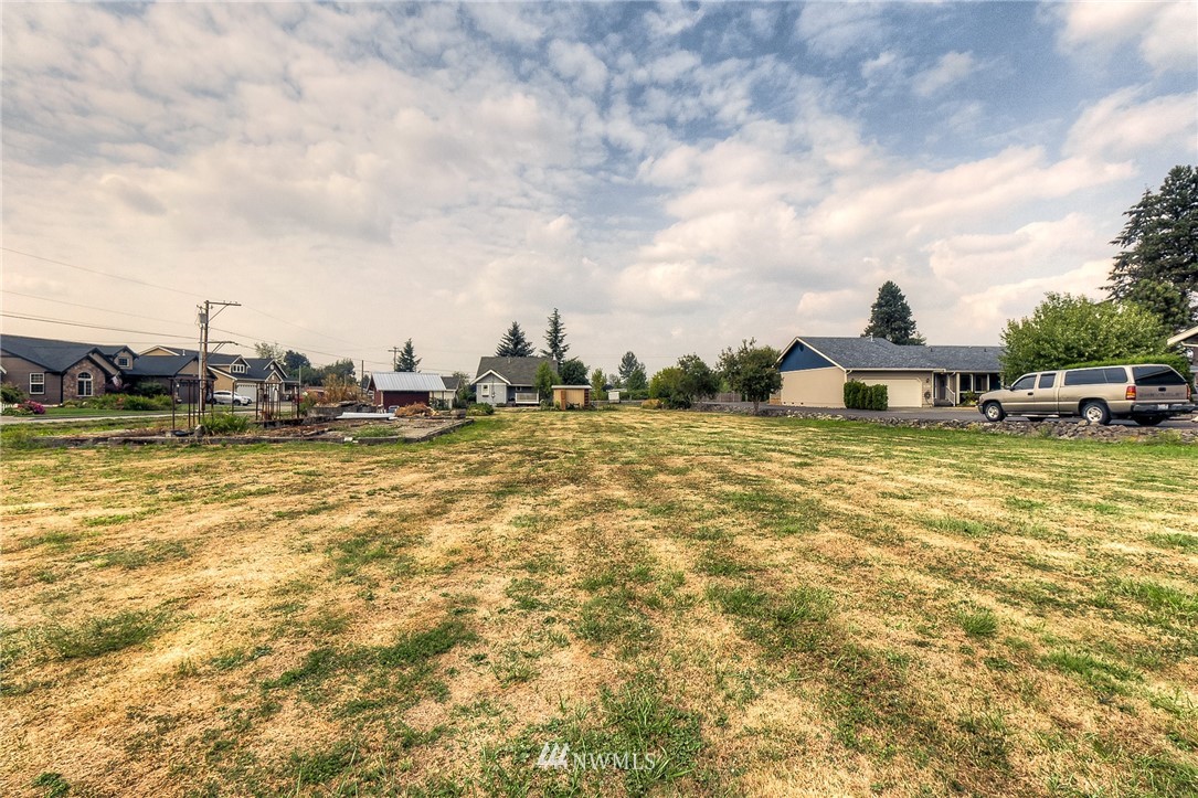 1615 Collins Road Buckley, WA 98321 - Photo 18 of 25