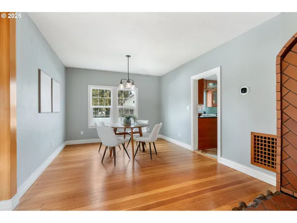 $715,000 | 3141 Odell Highway, Hood River, OR 97031