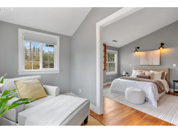 $715,000 | 3141 Odell Highway, Hood River, OR 97031
