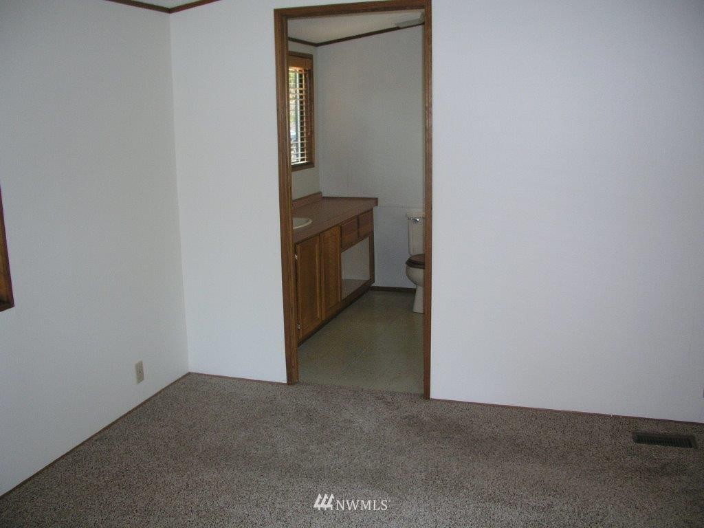 4397 Masterson Road Blaine, WA 98230 - Photo 15 of 22